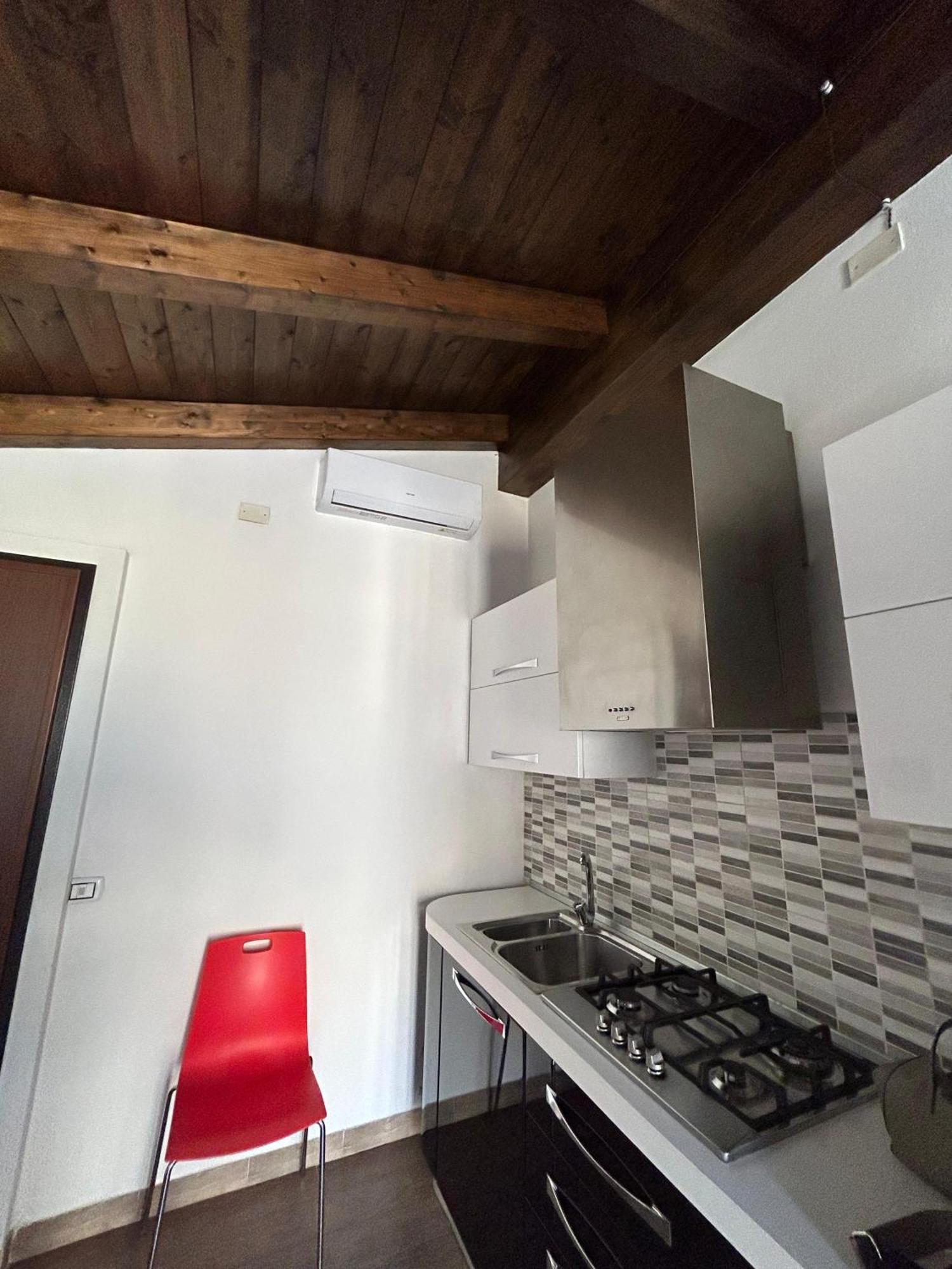 Appartamento Con Terrazzo Privato E Netflix Cagliari Exterior photo